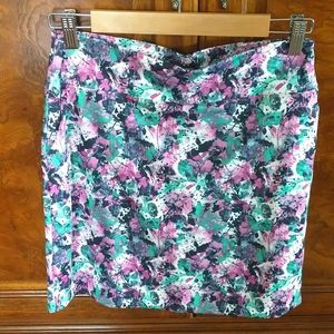 Page & Tuttle skort golf tennis size S purple and green floral UPF30 NWT
